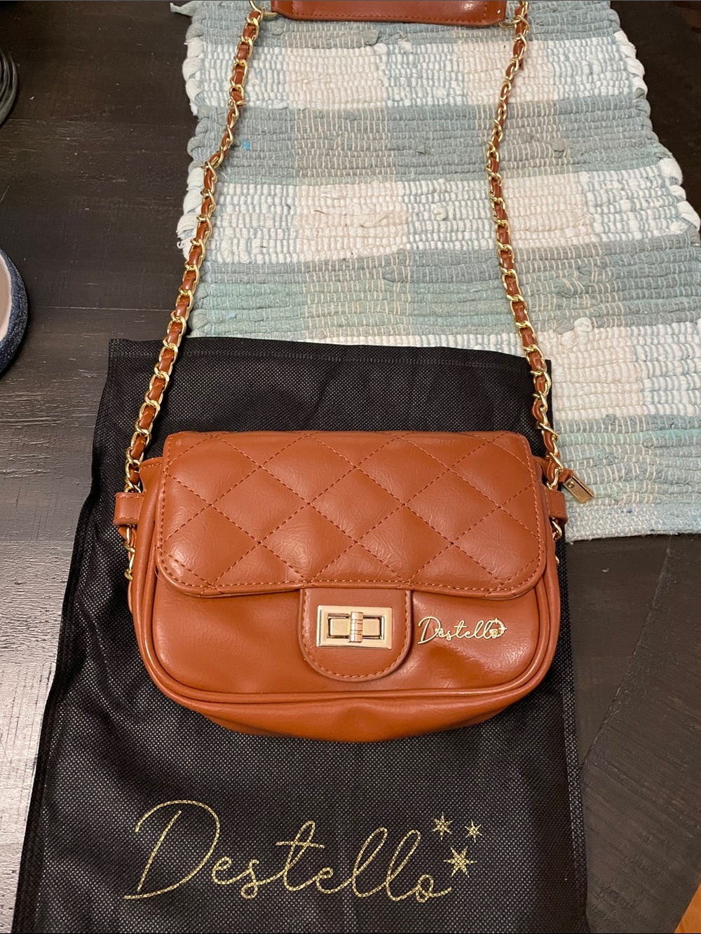 Destello Quilted Crossbody Bag in Cognac Brown